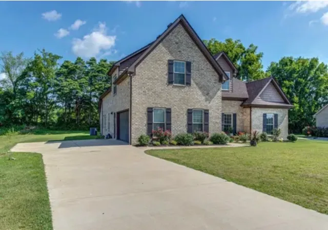 Photo 1 of Single family home for sale at 2208 Audubon Ln, Murfreesboro, TN 37128 | MLS# 3599052 | Listing updated on 2026-09-25