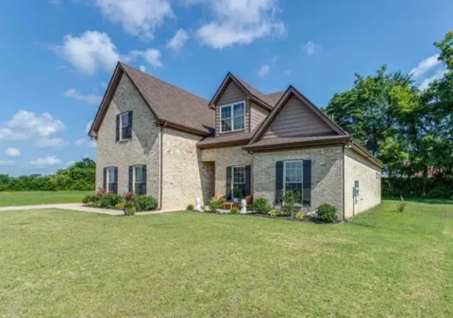 Photo 2 of Single family home for sale at 2208 Audubon Ln, Murfreesboro, TN 37128 | MLS# 3599052 | Listing updated on 2026-09-25
