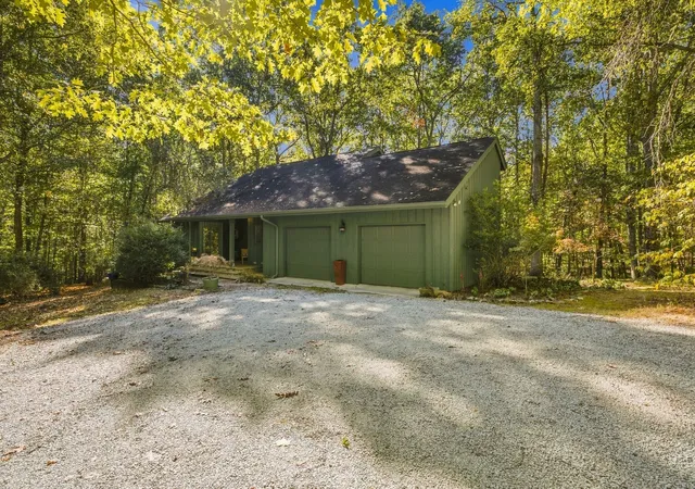 Photo 4 of Single family home for sale at 2241 Sarvisberry Pl, Monteagle, TN 37356 | MLS# 3609942 | Listing updated on 2026-10-06