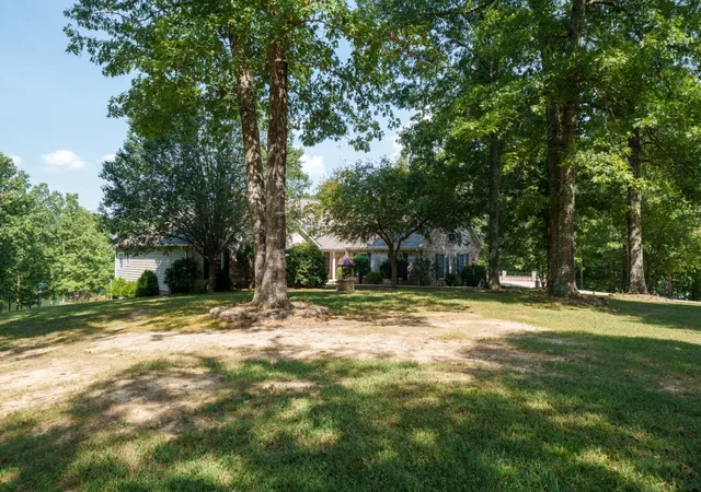 Photo 2 of Single family home for sale at 235 Sycamore Bnd, Monterey, TN 38574 | MLS# 3598048 | Listing updated on 2026-09-23