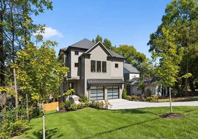 Photo 1 of Single family home for sale at 3304 Love Cir, Nashville, TN 37212 | MLS# 3602513 | Listing updated on 2026-10-04