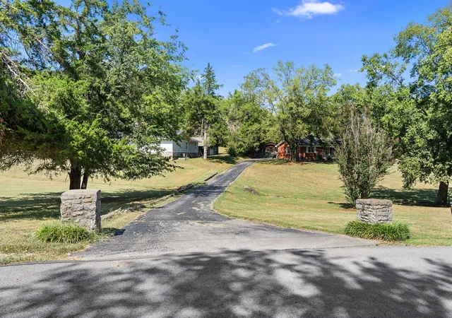 Photo 26 of Single family home for sale at 1106 Cartwright Cir N, Goodlettsville, TN 37072 | MLS# 3598158 | Listing updated on 2026-10-07