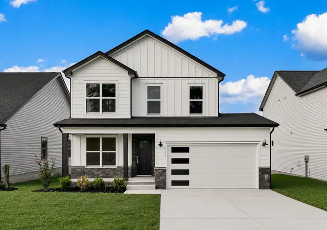 Photo 1 of Single family home for sale at 2804 Brewster Dr, Clarksville, TN 37042 | MLS# 3598554 | Listing updated on 2026-09-24
