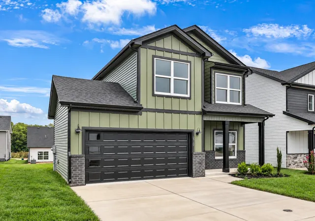 Photo 2 of Single family home for sale at 2712 Brewster Dr, Clarksville, TN 37042 | MLS# 3598551 | Listing updated on 2026-09-24