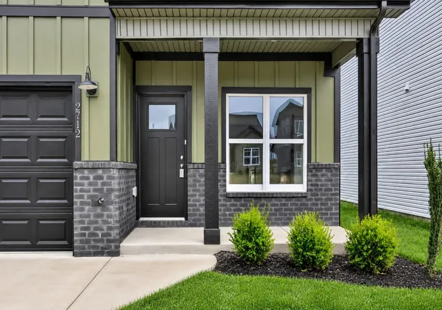 Photo 4 of Single family home for sale at 2712 Brewster Dr, Clarksville, TN 37042 | MLS# 3598551 | Listing updated on 2026-09-24