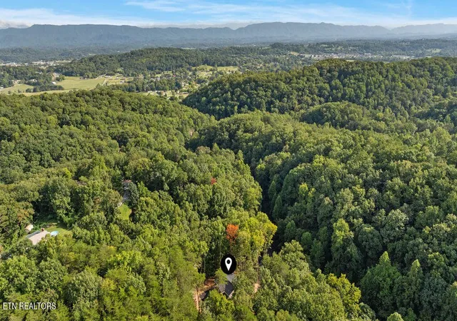 Photo 34 of Single family home for sale at 1334 Estates Dr, Seymour, TN 37865 | MLS# 3598099 | Listing updated on 2026-10-06