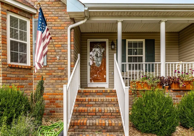 Photo 4 of Single family home for sale at 294 Brattontown Cir, Lafayette, TN 37083 | MLS# 3602134 | Listing updated on 2026-09-28