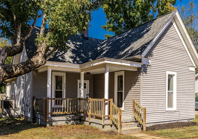 Photo 1 of Single family home for sale at 346 Portland Blvd, Portland, TN 37148 | MLS# 3602929 | Listing updated on 2026-09-30