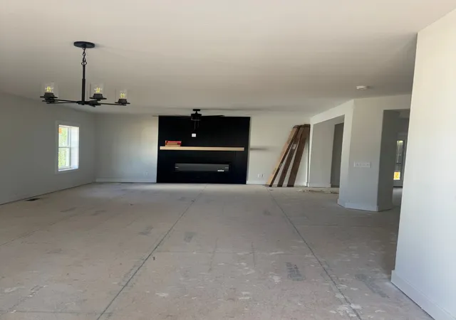 Photo 3 of Single family home for sale at 165 Dewberry Ct, Clarksville, TN 37042 | MLS# 3601385 | Listing updated on 2026-09-25