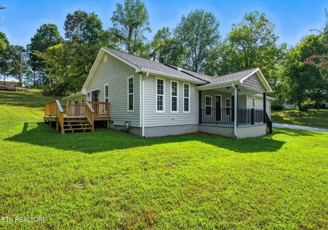Photo 1 of Single family home for sale at 1309 Summit St, Athens, TN 37303 | MLS# 3598138 | Listing updated on 2026-09-23