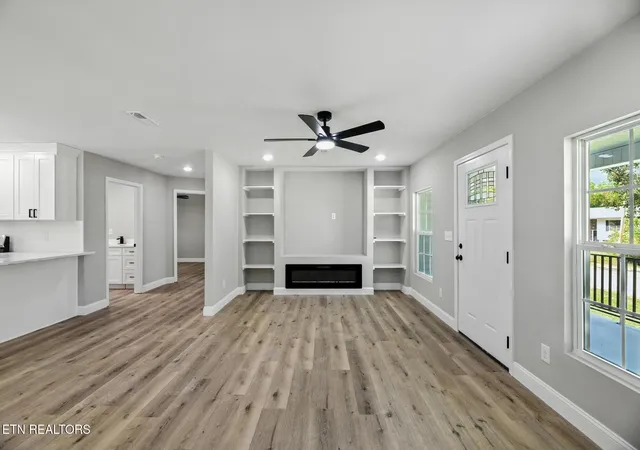Photo 4 of Single family home for sale at 1309 Summit St, Athens, TN 37303 | MLS# 3598138 | Listing updated on 2026-09-23