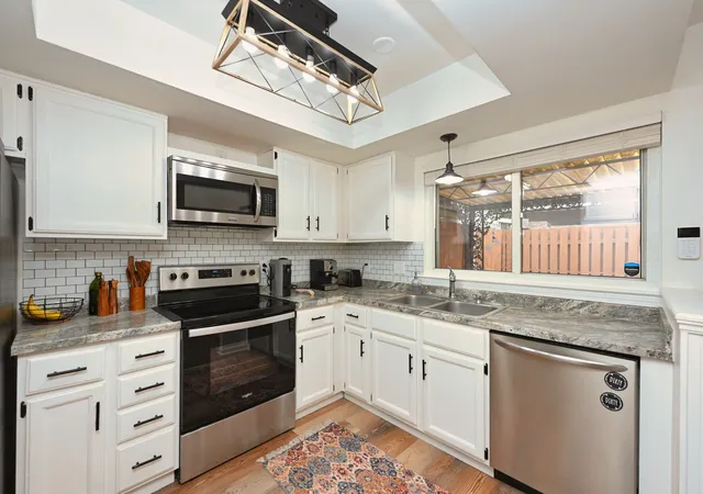 Photo 2 of Townhouse for sale at 301 Huntington Ridge Dr, Nashville, TN 37211 | MLS# 3601453 | Listing updated on 2026-10-08