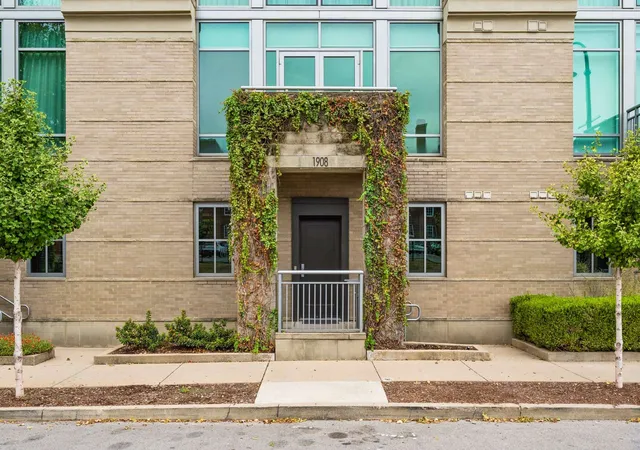 Photo 2 of Townhouse for sale at 1908 Adelicia St, Nashville, TN 37212 | MLS# 3599427 | Listing updated on 2026-10-06