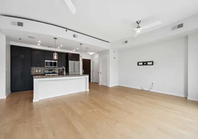 Photo 3 of Townhouse for sale at 1908 Adelicia St, Nashville, TN 37212 | MLS# 3599427 | Listing updated on 2026-10-06