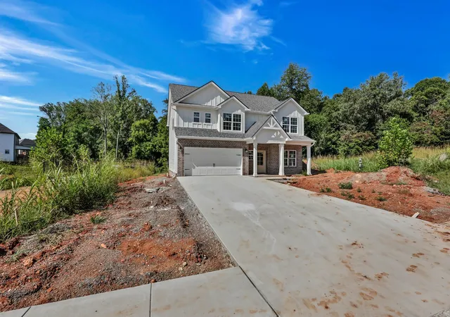 Photo 2 of Single family home for sale at 506 Danica Dr, Clarksville, TN 37042 | MLS# 3598431 | Listing updated on 2026-09-24