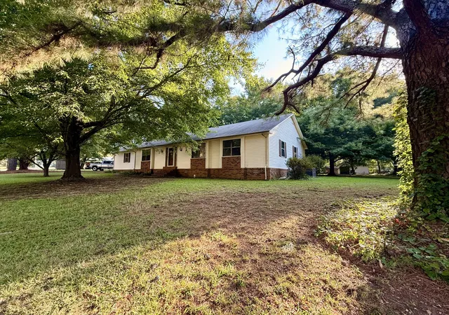 Photo 3 of Single family home for sale at 136 Aubrey Ave, Mc Kenzie, TN 38201 | MLS# 3598211 | Listing updated on 2026-09-28