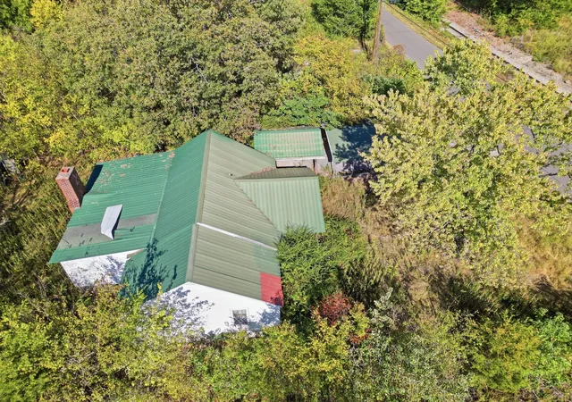 Photo 2 of Single family home for sale at 1570 Holmes Gap Rd, Watertown, TN 37184 | MLS# 3598171 | Listing updated on 2026-10-23