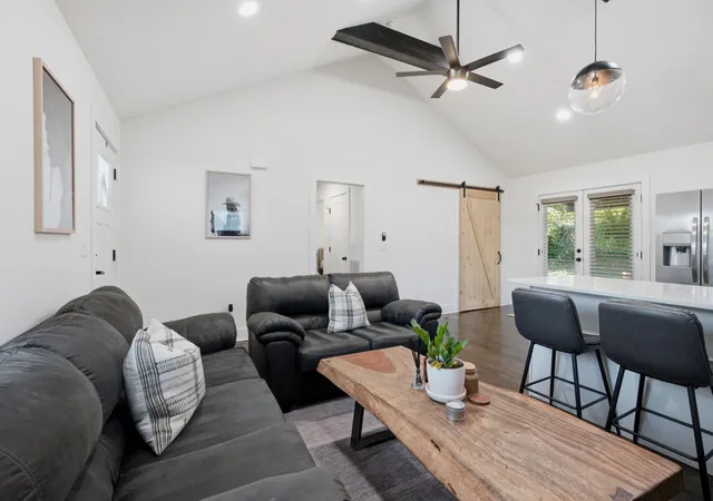 Photo 4 of Single family home for sale at 2613 Neldia Ct, Nashville, TN 37206 | MLS# 3620498 | Listing updated on 2026-10-23