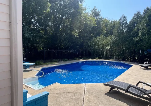 Photo 2 of Single family home for sale at 3131 Park Hl Rd, Murfreesboro, TN 37129 | MLS# 3598187 | Listing updated on 2026-10-25