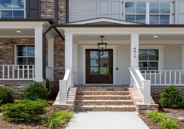 Photo 2 of Townhouse for sale at 4015 Forestside Dr, Franklin, TN 37064 | MLS# 3598196 | Listing updated on 2026-09-23