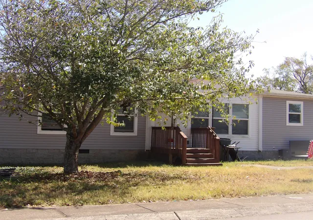 Photo 1 of Manufactured home for sale at 1071 Katherine St, Gallatin, TN 37066 | MLS# 3598917 | Listing updated on 2026-10-08