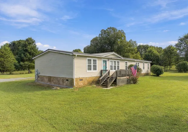 Photo 2 of Manufactured home for sale at 299 Shiloh Rd, Decatur, TN 37322 | MLS# 3598197 | Listing updated on 2026-10-19