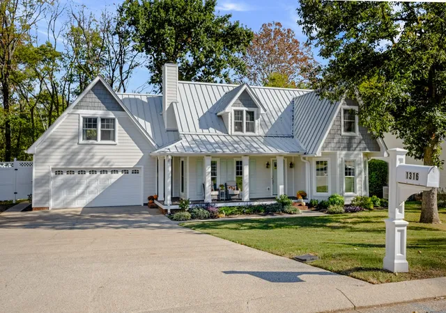Photo 1 of Single family home for sale at 1316 Marymont Dr, Murfreesboro, TN 37129 | MLS# 3599239 | Listing updated on 2026-10-26