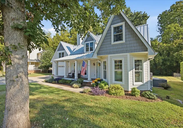 Photo 3 of Single family home for sale at 1316 Marymont Dr, Murfreesboro, TN 37129 | MLS# 3599239 | Listing updated on 2026-10-26
