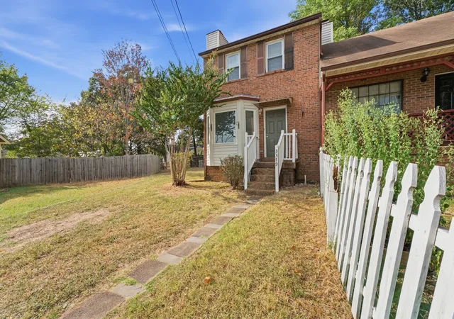 Photo 3 of Townhouse for sale at 3379 Oak Trees Ct, Antioch, TN 37013 | MLS# 3598312 | Listing updated on 2026-10-08