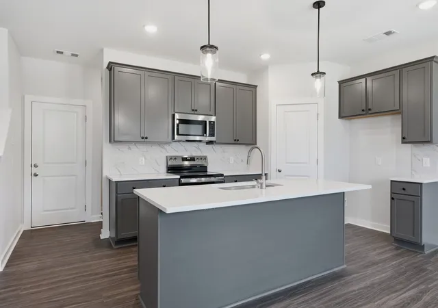 Photo 2 of Townhouse for sale at 503 Hartmann Landing Way, Lebanon, TN 37090 | MLS# 3603577 | Listing updated on 2026-10-07