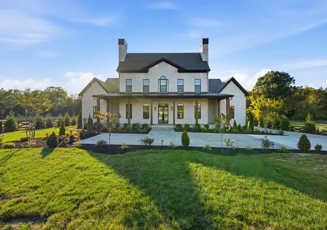 Photo 4 of Single family home for sale at 6359 Lampkins Brg Rd, College Grove, TN 37046 | MLS# 3598264 | Listing updated on 2026-10-26