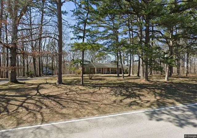 Photo 1 of Sale Pending at 118 Indian Crk Rd, Hohenwald, TN 38462 | MLS# 3602268 | Listing updated on 2026-09-28