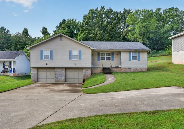 Photo 1 of Multi family home for sale at 8683 Daisy Dallas Rd, Hixson, TN 37343 | MLS# 3598248 | Listing updated on 2026-10-05