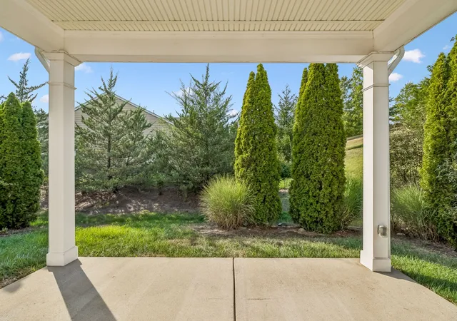 Photo 3 of Single family home for sale at 114 Privateer Ln, Mount Juliet, TN 37122 | MLS# 3598391 | Listing updated on 2026-09-30