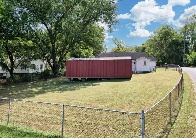 Photo 2 of Single family home for sale at 124 Parker Dr Ne, Cleveland, TN 37323 | MLS# 3598310 | Listing updated on 2026-09-23
