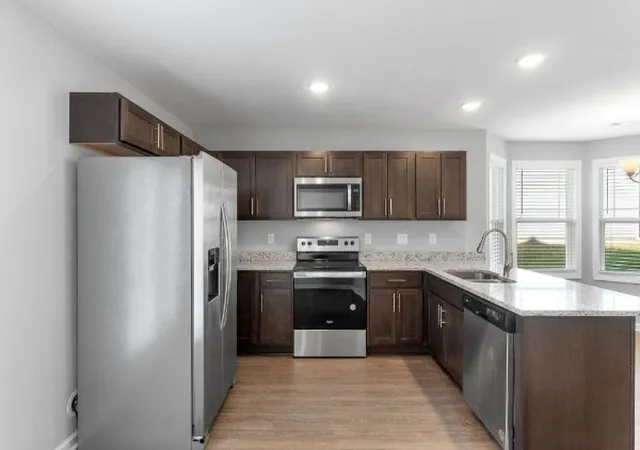 Photo 2 of Townhouse for sale at 206 Woodland Valley Ln, Clarksville, TN 37040 | MLS# 3598305 | Listing updated on 2026-09-24