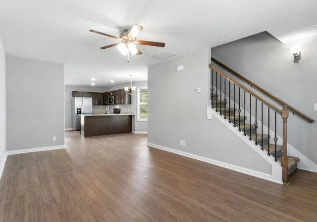 Photo 4 of Townhouse for sale at 206 Woodland Valley Ln, Clarksville, TN 37040 | MLS# 3598305 | Listing updated on 2026-09-24