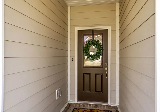 Photo 3 of Single family home for sale at 7227 Sutton Dr, White House, TN 37188 | MLS# 3599076 | Listing updated on 2026-09-25