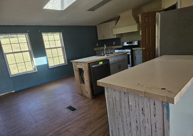 Photo 3 of Manufactured home for sale at 5126 Kirkland Rd, Indian Mound, TN 37079 | MLS# 3598329 | Listing updated on 2026-09-23