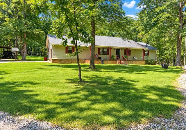 Photo 1 of Single family home for sale at 360 Jade Rd, Savannah, TN 38372 | MLS# 3598314 | Listing updated on 2026-09-30
