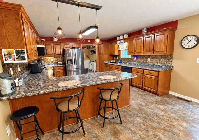Photo 3 of Single family home for sale at 360 Jade Rd, Savannah, TN 38372 | MLS# 3598314 | Listing updated on 2026-09-30