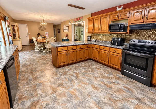 Photo 4 of Single family home for sale at 360 Jade Rd, Savannah, TN 38372 | MLS# 3598314 | Listing updated on 2026-09-30