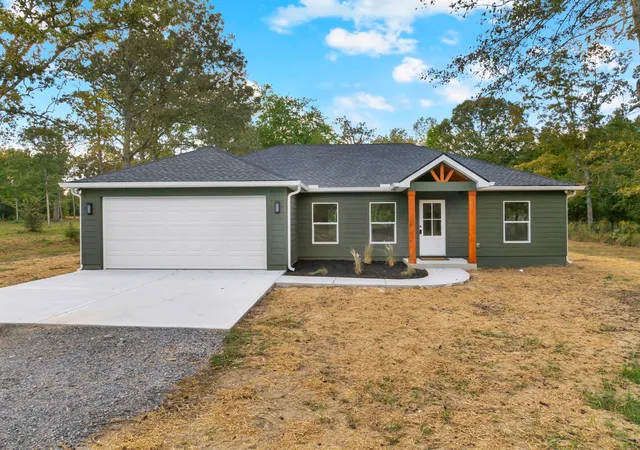 Photo 2 of Single family home for sale at 543 Geneva Boynton Rd, Manchester, TN 37355 | MLS# 3602081 | Listing updated on 2026-10-07
