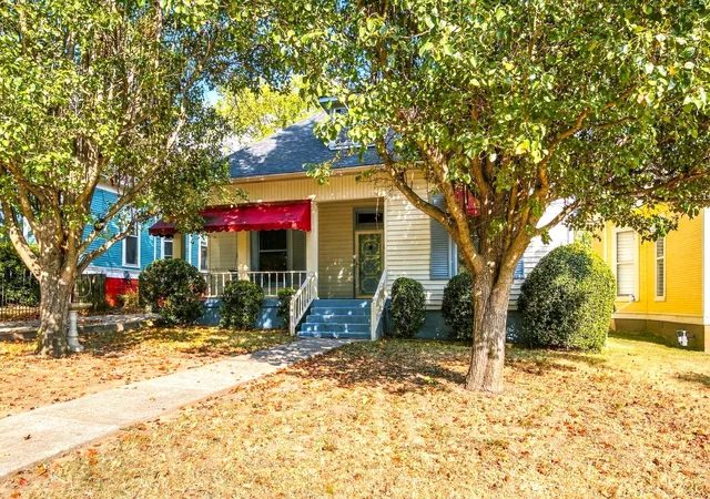 Photo 1 of Single family home for sale at 206 Manchester Ave, Nashville, TN 37206 | MLS# 3598998 | Listing updated on 2026-09-28