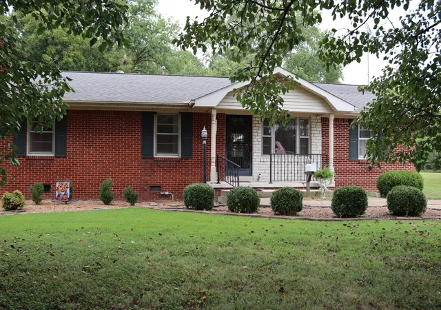 Photo 3 of Sale Pending at 2112 Norwood Dr, Union City, TN 38261 | MLS# 3598532 | Listing updated on 2026-09-26