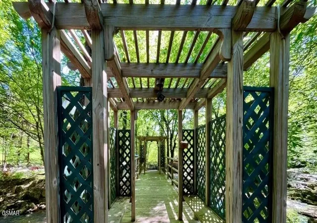 Photo 3 of Single family home for sale at 2944 Mcmahan Sawmill Rd, Sevierville, TN 37862 | MLS# 3598356 | Listing updated on 2026-09-23