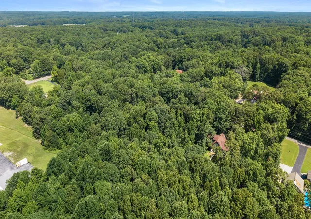 Photo 3 of Land for sale at 0 Green Hills Ests Rd, Paris, TN 38242 | MLS# 3598813 | Listing updated on 2026-09-24
