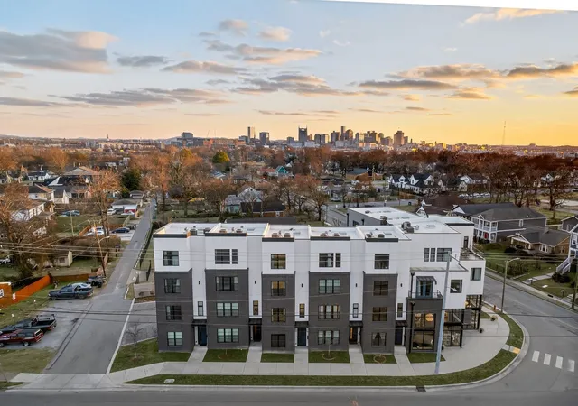 Photo 4 of Townhouse for sale at 402 Cleveland St #3, Nashville, TN 37207 | MLS# 3599328 | Listing updated on 2026-10-08