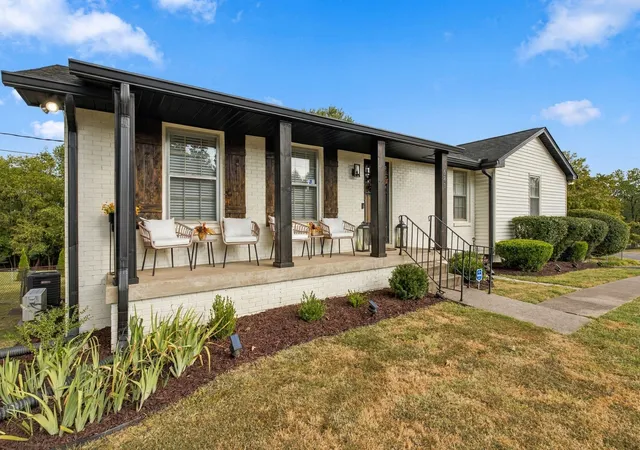 Photo 2 of Single family home for sale at 681 Atlanta Dr, Hermitage, TN 37076 | MLS# 3598590 | Listing updated on 2026-09-30