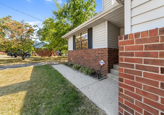 Photo 1 of Single family home for sale at 4617 Woodview Cir, Old Hickory, TN 37138 | MLS# 3602869 | Listing updated on 2026-10-05